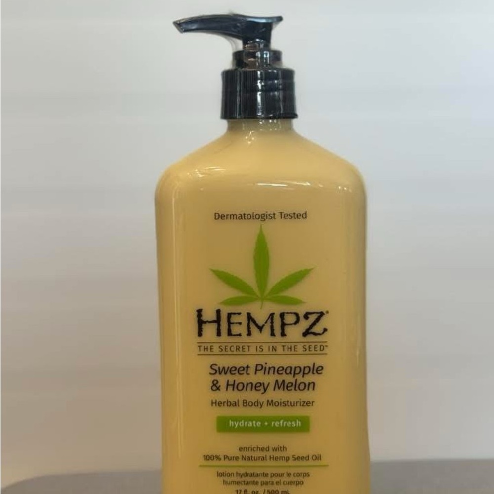 Hempz Herbal Body Moisturizer - Sweet Pineapple & Honey Melon